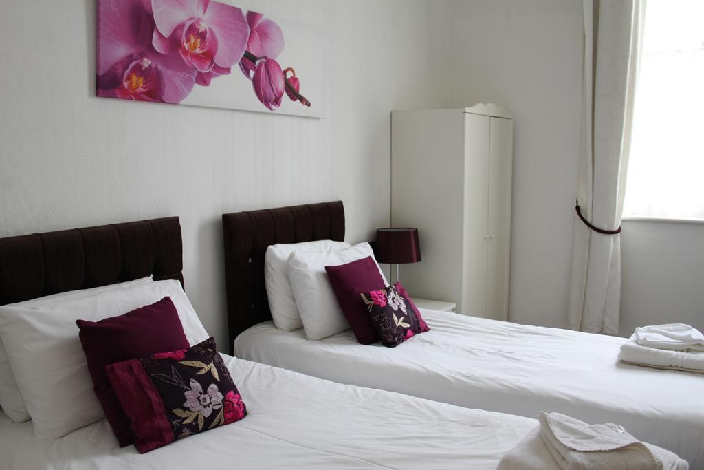 Mansfield Manor Hotel Ngoại thất bức ảnh
